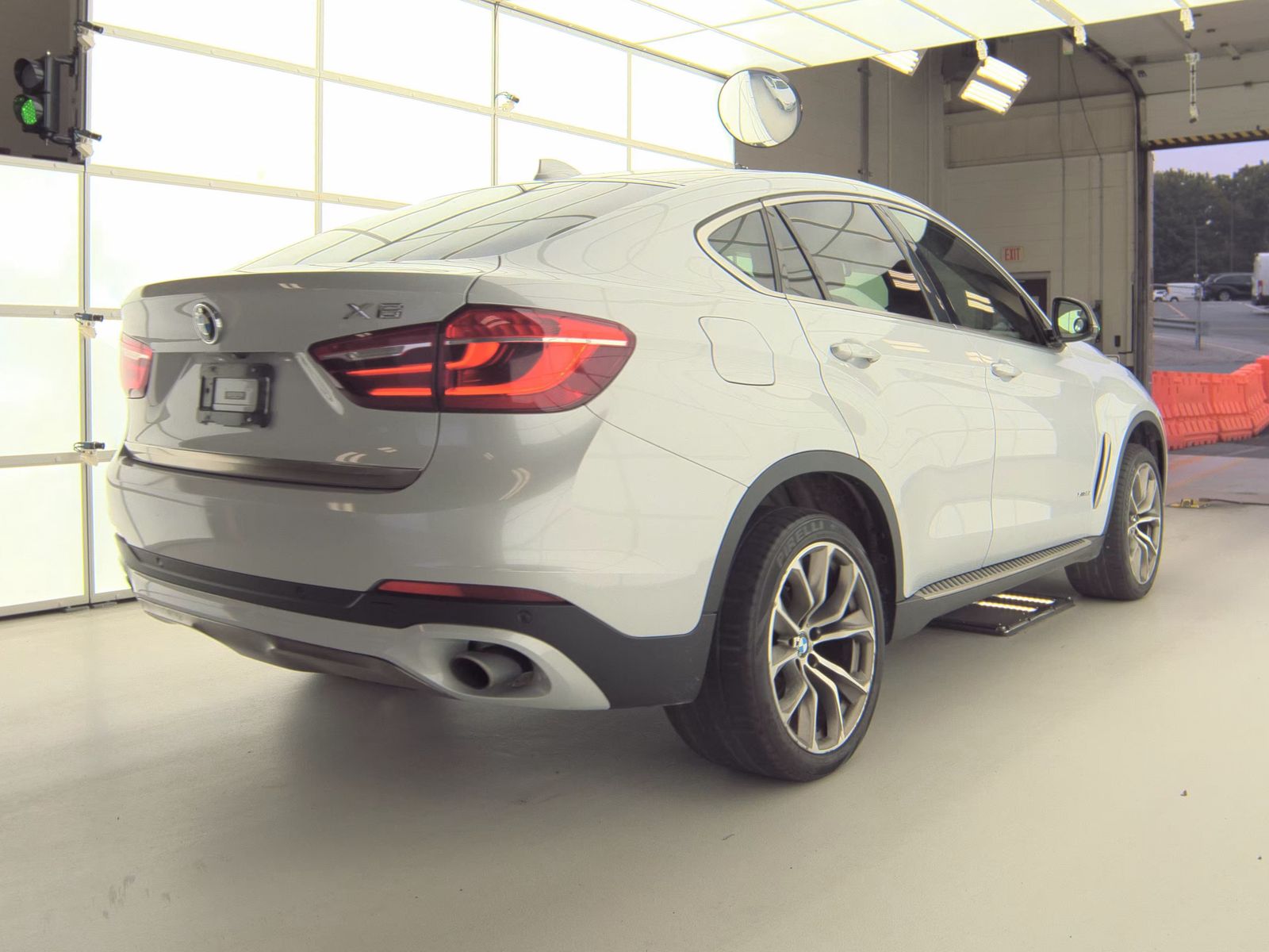2016 BMW X6 xDrive35i AWD