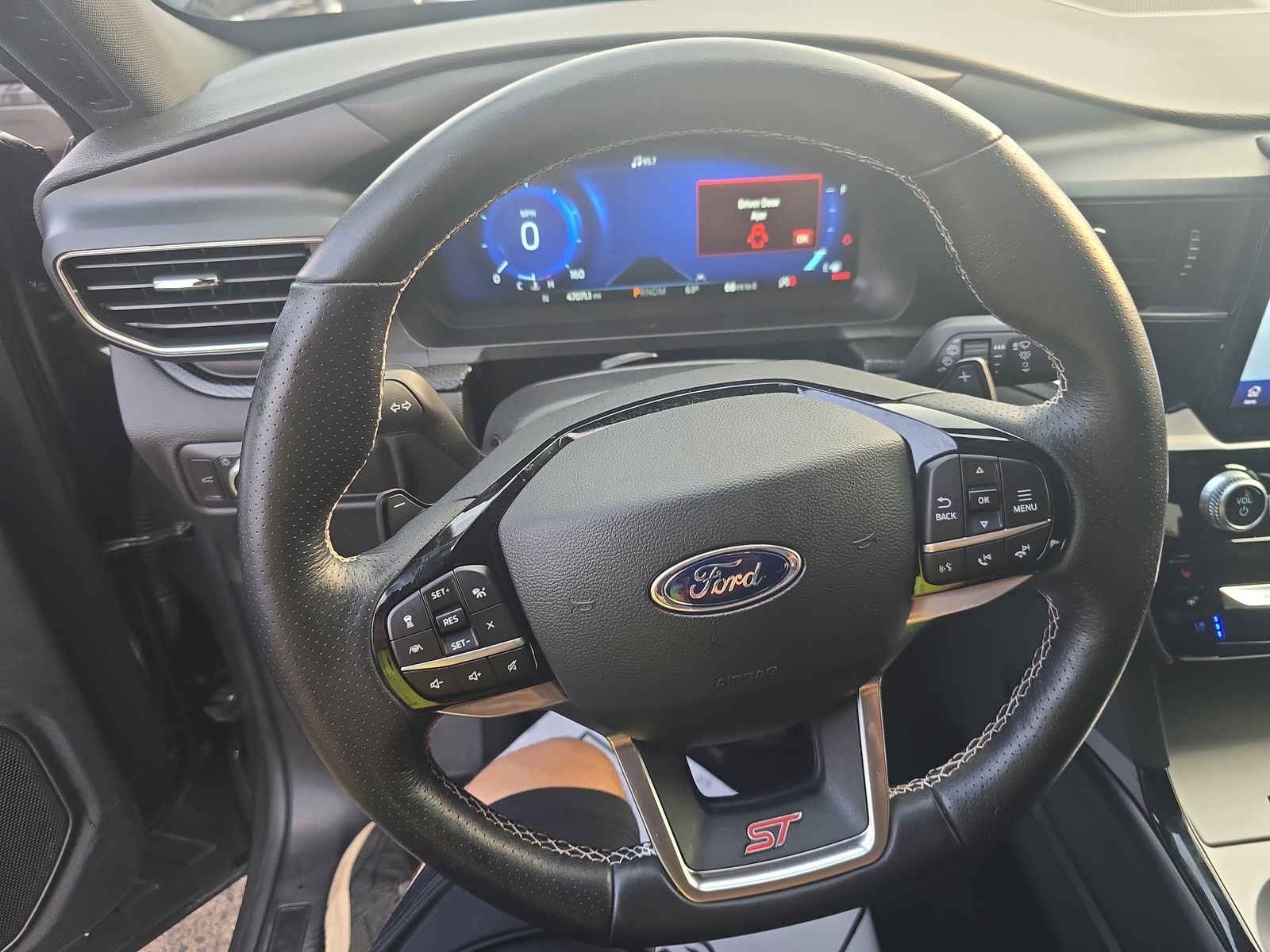 2022 Ford Explorer ST AWD