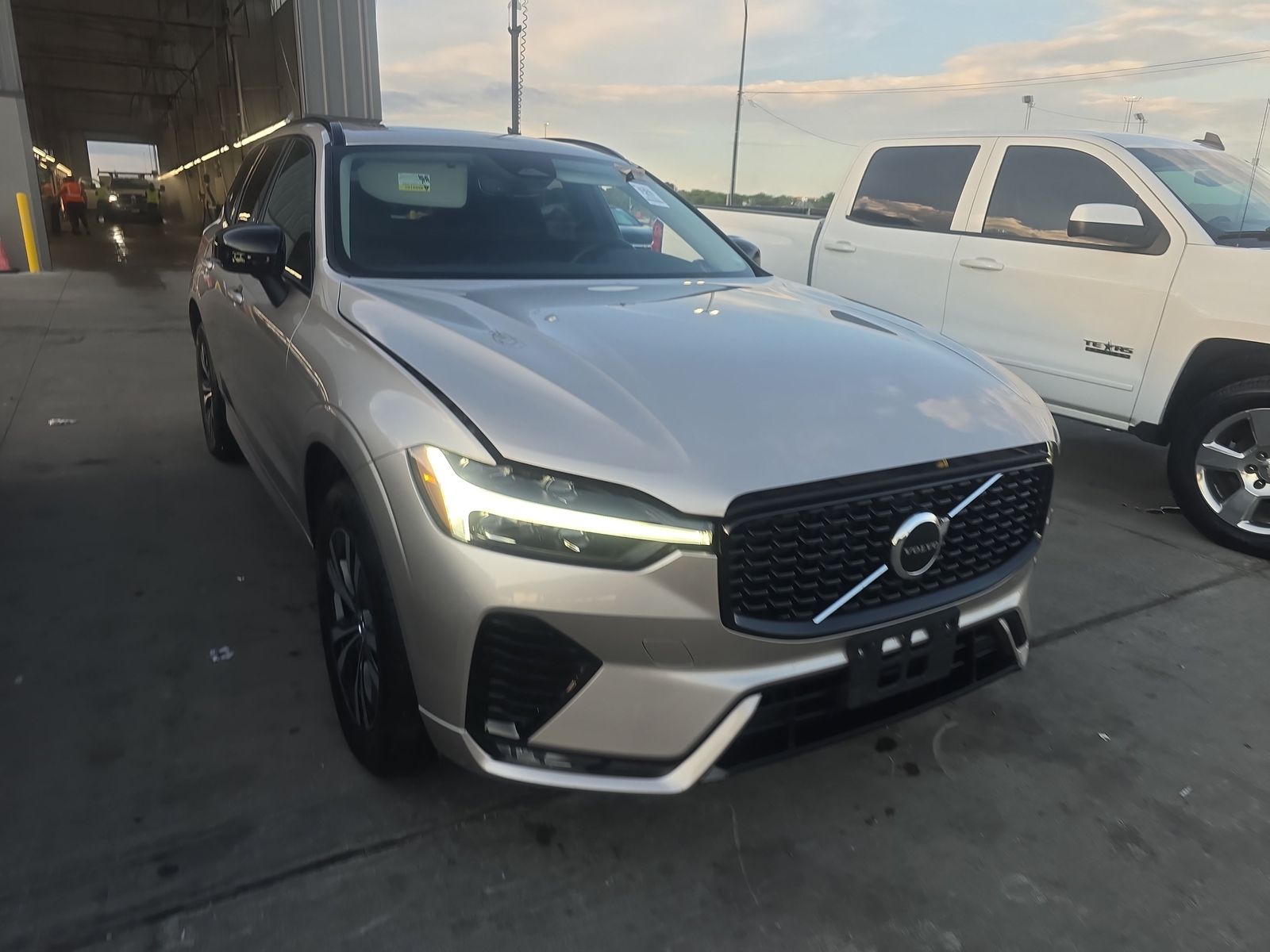 2025 Volvo XC60 B5 Core AWD