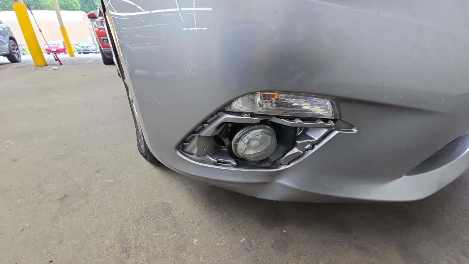 2015 MAZDA MAZDA3 i Touring FWD