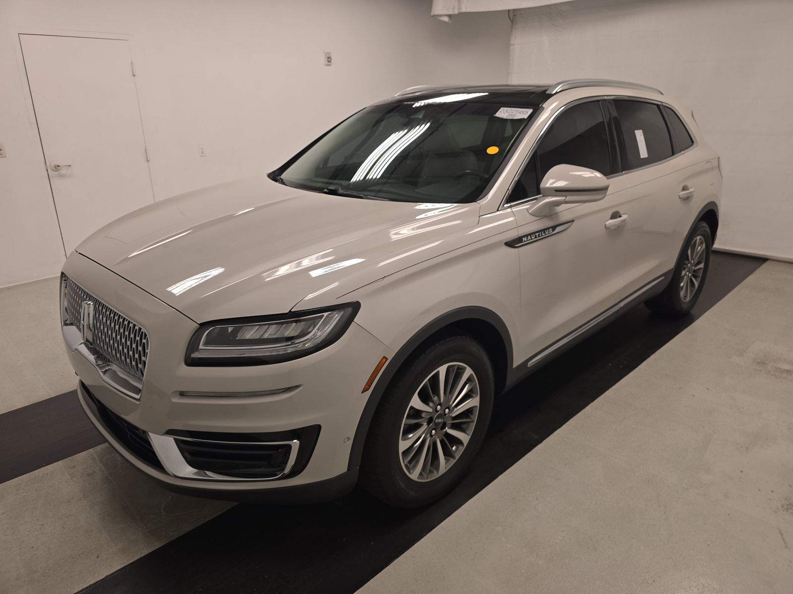 2019 Lincoln Nautilus Reserve FWD