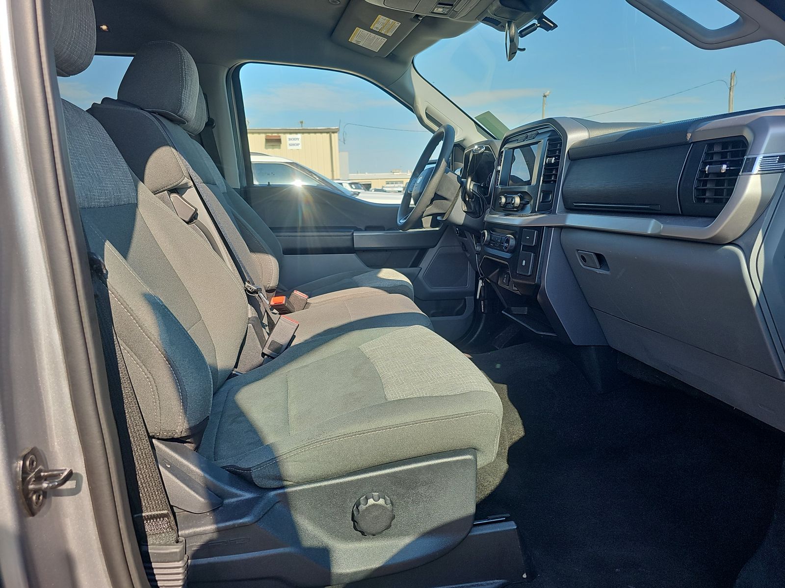 2023 Ford F-150 XLT AWD