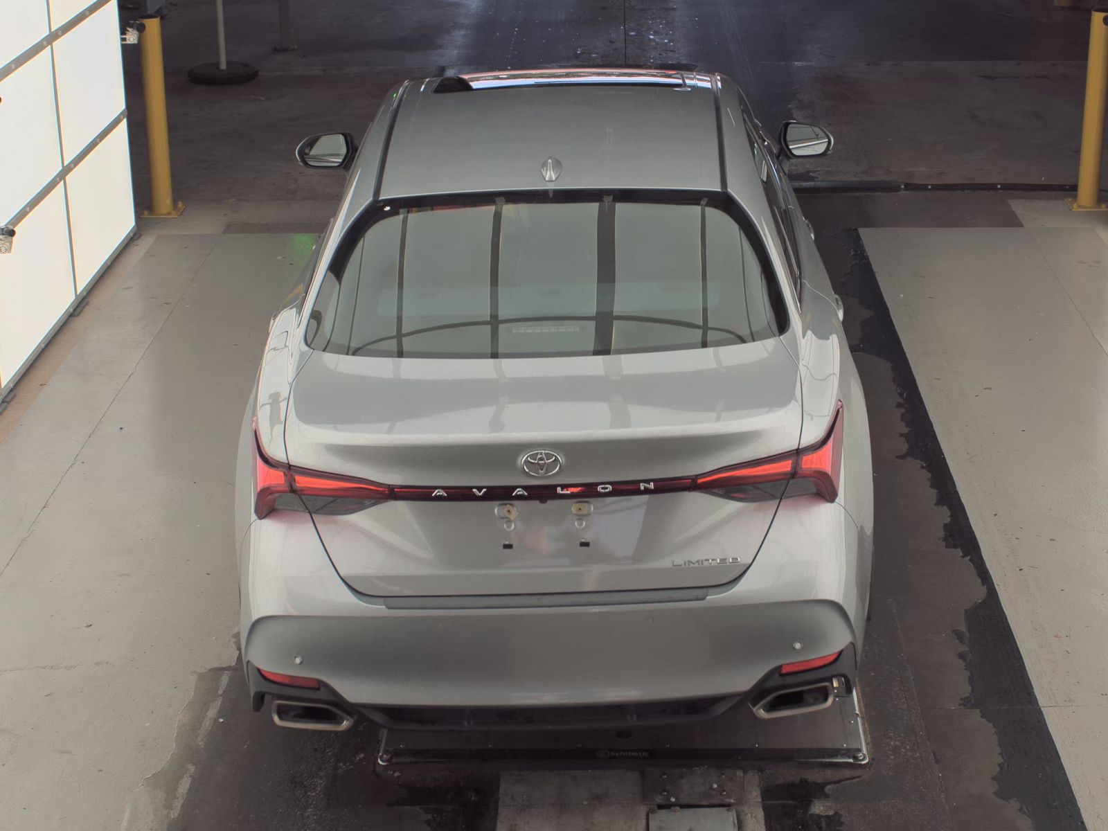 2022 Toyota Avalon Limited FWD