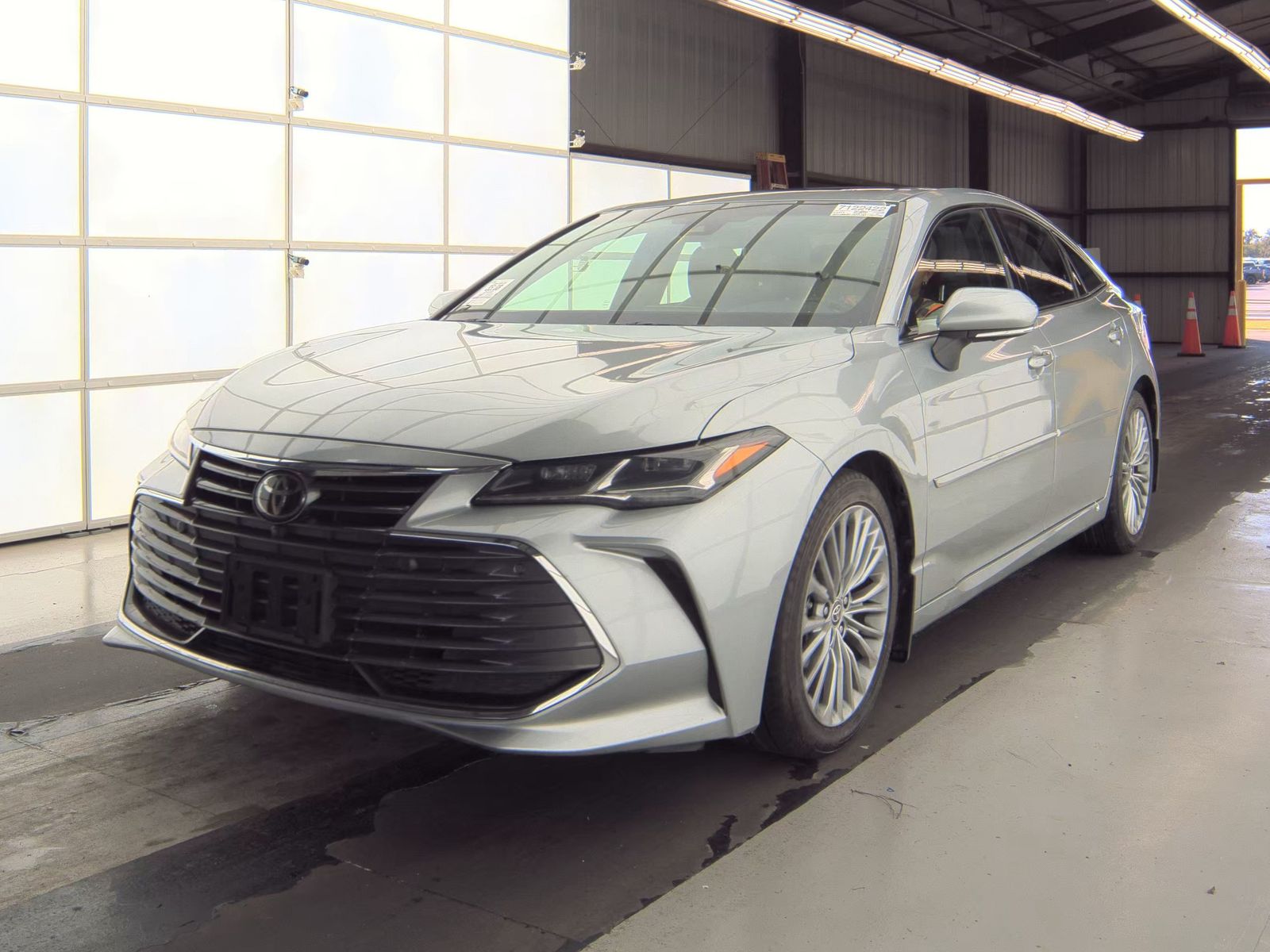 2022 Toyota Avalon Limited FWD