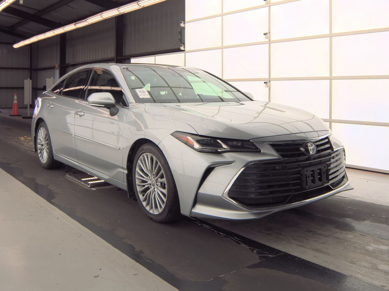 2022 Toyota Avalon Limited FWD