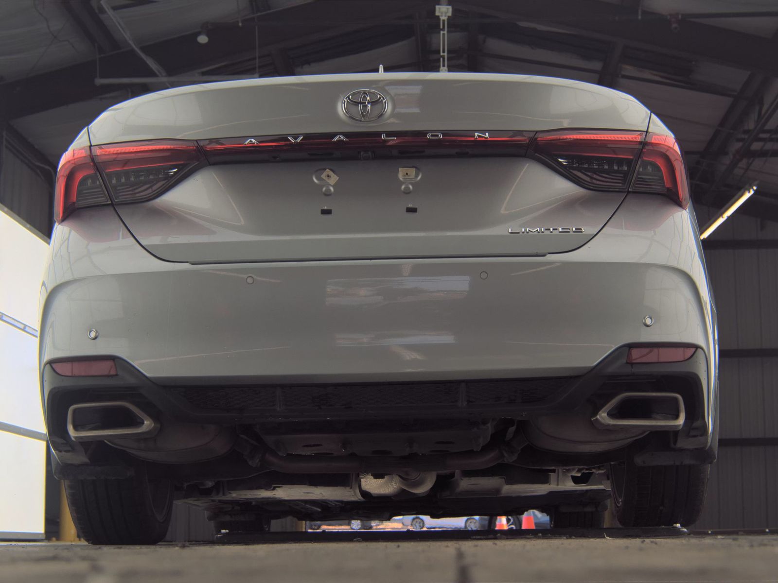 2022 Toyota Avalon Limited FWD