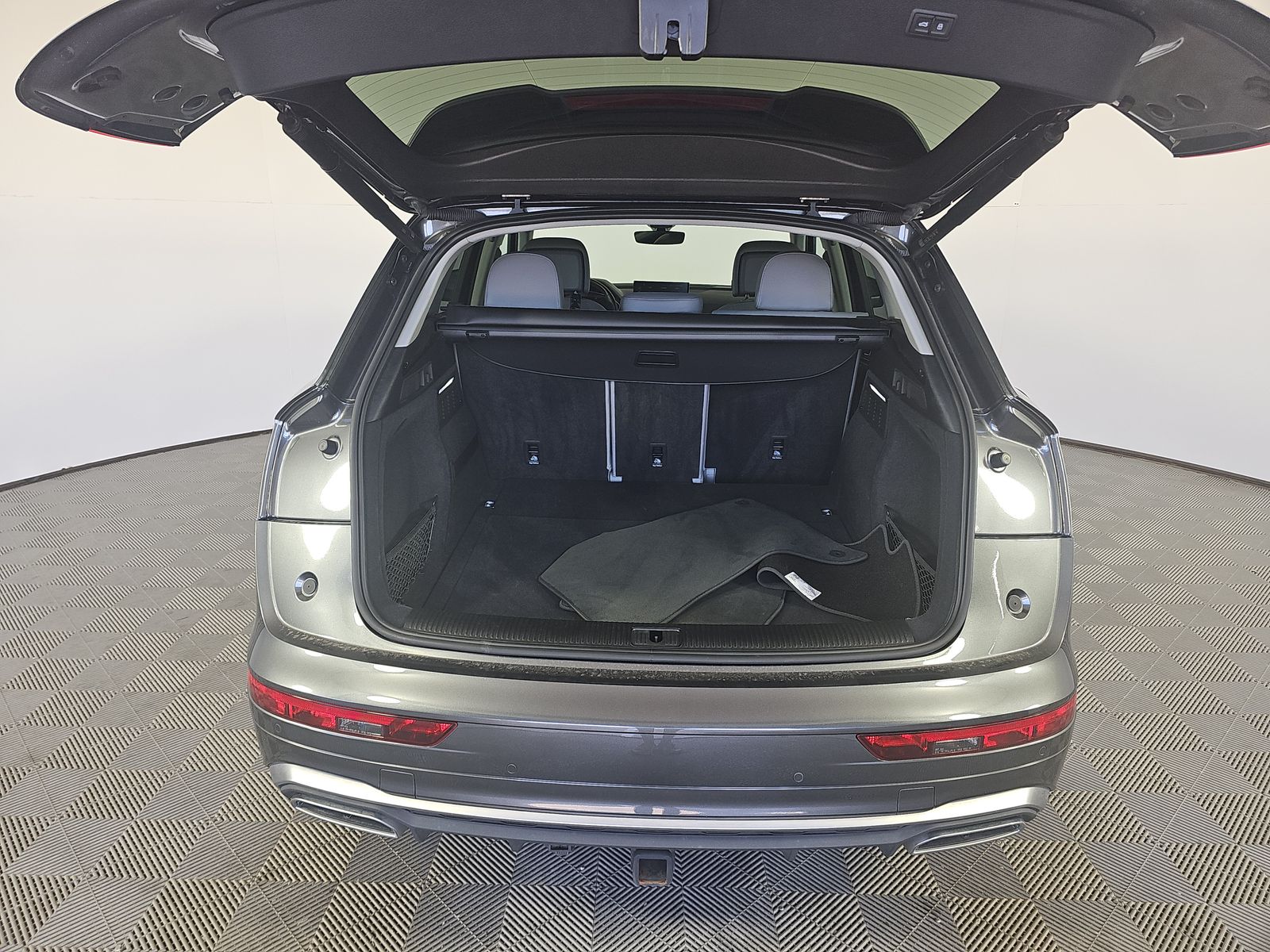 2022 Audi Q5 S line Premium Plus AWD