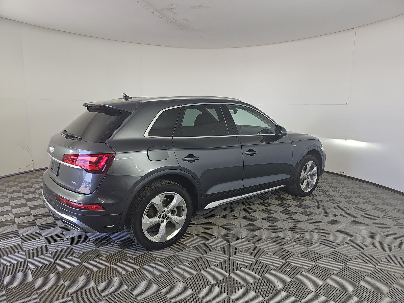 2022 Audi Q5 S line Premium Plus AWD
