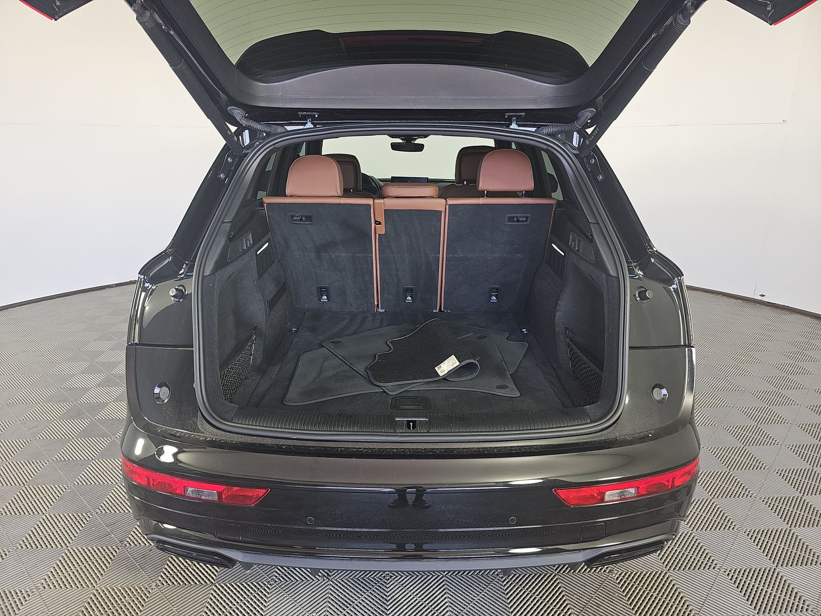 2023 Audi Q5 S line Premium Plus AWD