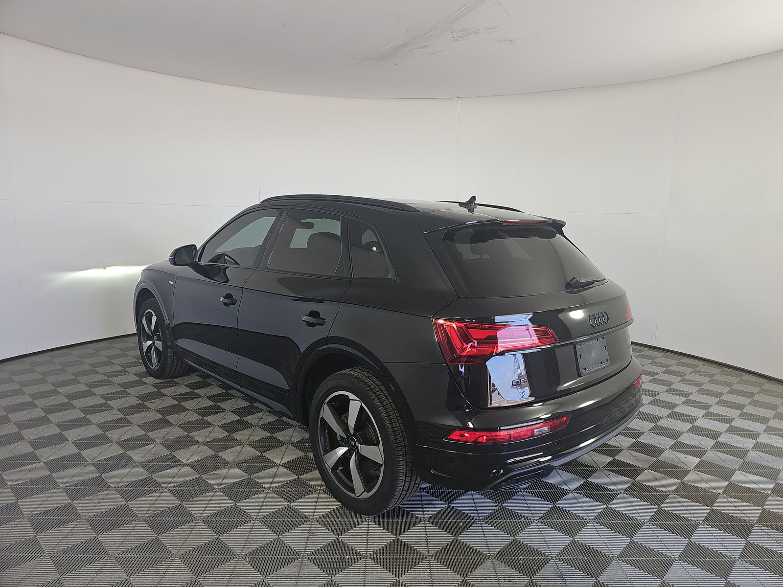 2023 Audi Q5 S line Premium Plus AWD