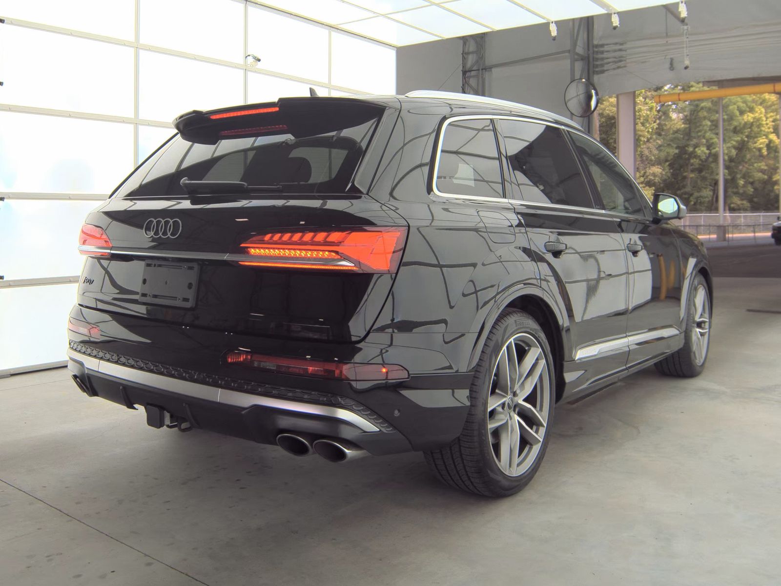 2025 Audi SQ7 Premium Plus AWD