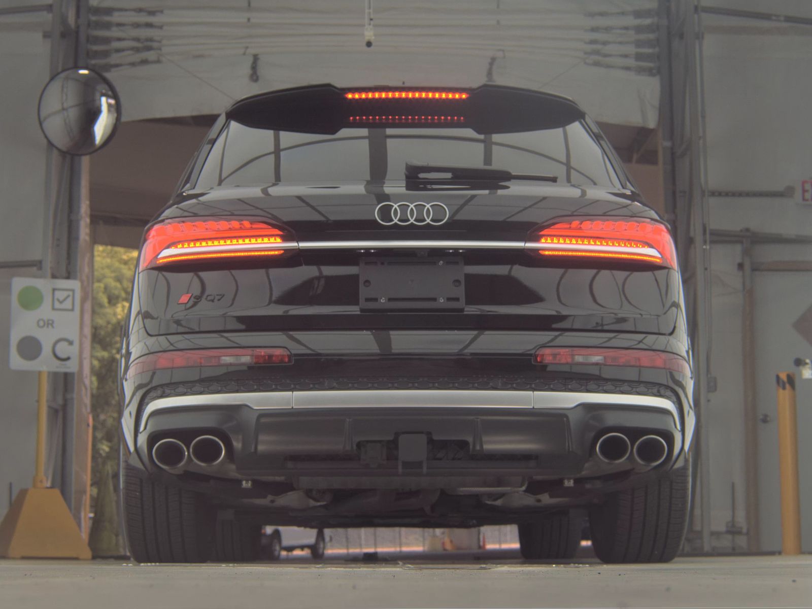 2025 Audi SQ7 Premium Plus AWD