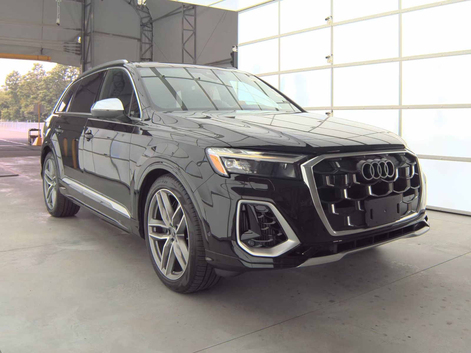 2025 Audi SQ7 Premium Plus AWD