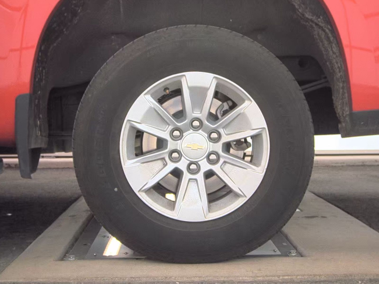 2024 Chevrolet Silverado 1500 LT RWD