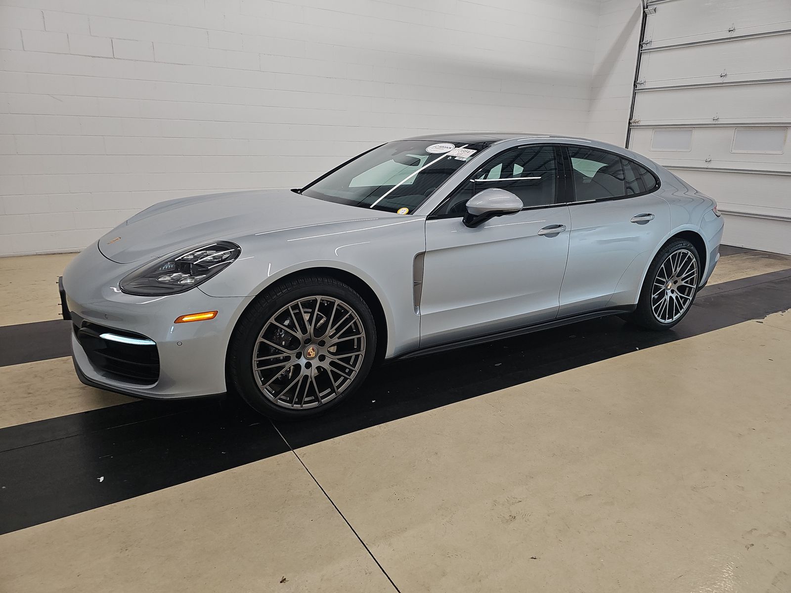2022 Porsche Panamera 4 Platinum Edition AWD