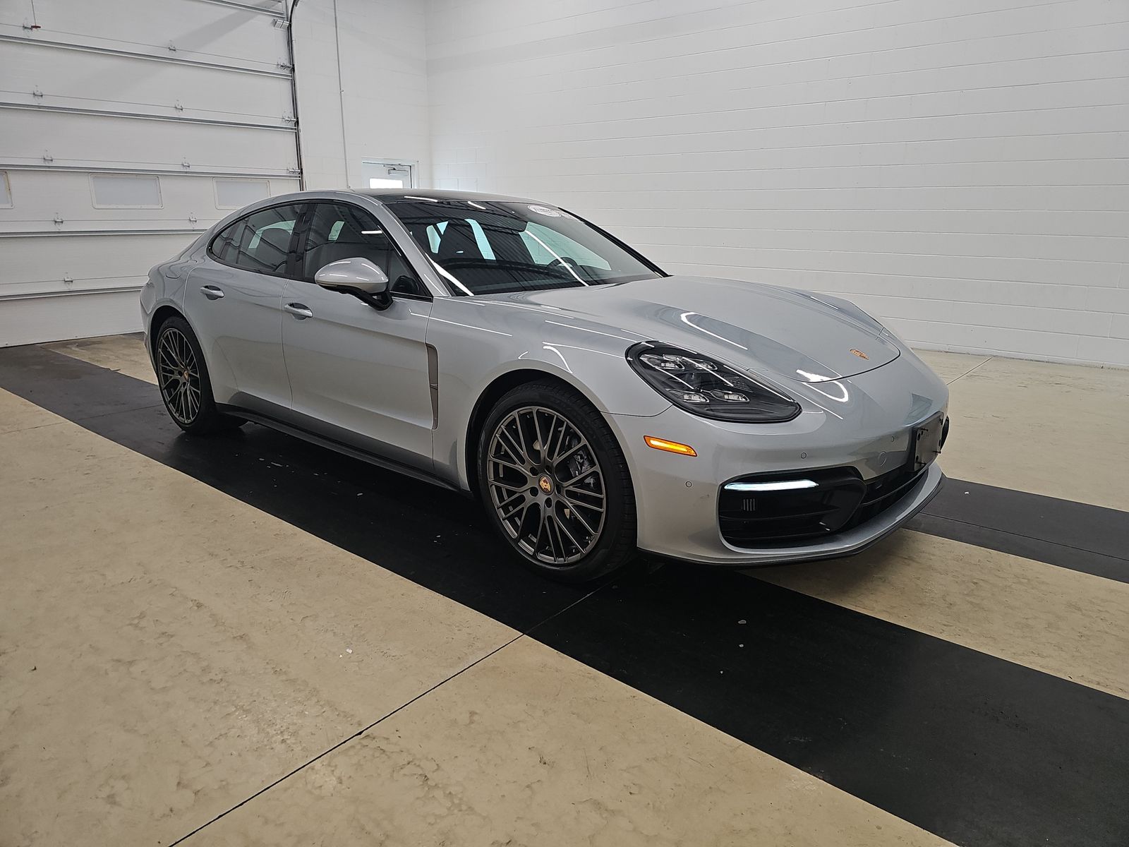 2022 Porsche Panamera 4 Platinum Edition AWD