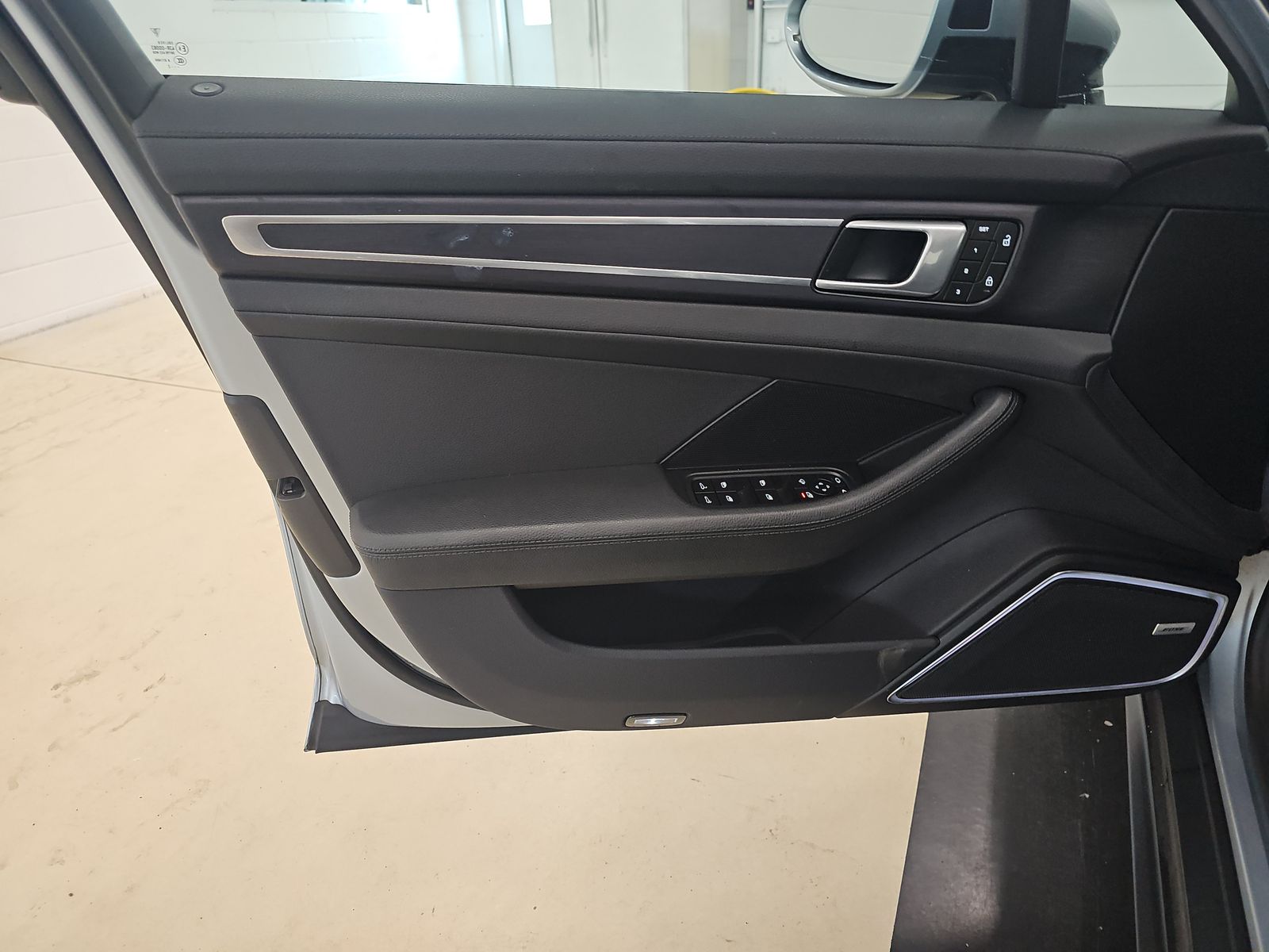 2022 Porsche Panamera 4 Platinum Edition AWD