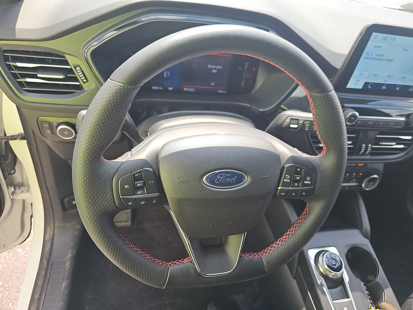 2025 Ford Escape Hybrid ST-Line Elite AWD