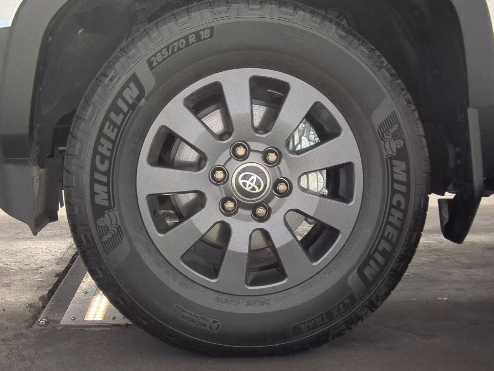 2025 Toyota Land Cruiser Base AWD