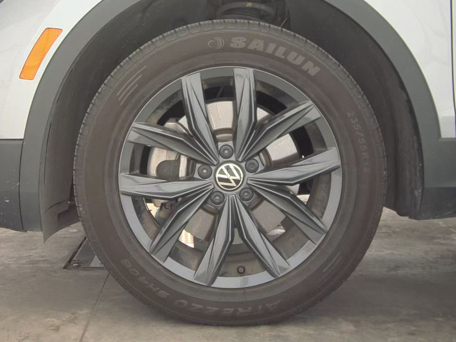 2024 Volkswagen Tiguan 2.0T SE FWD