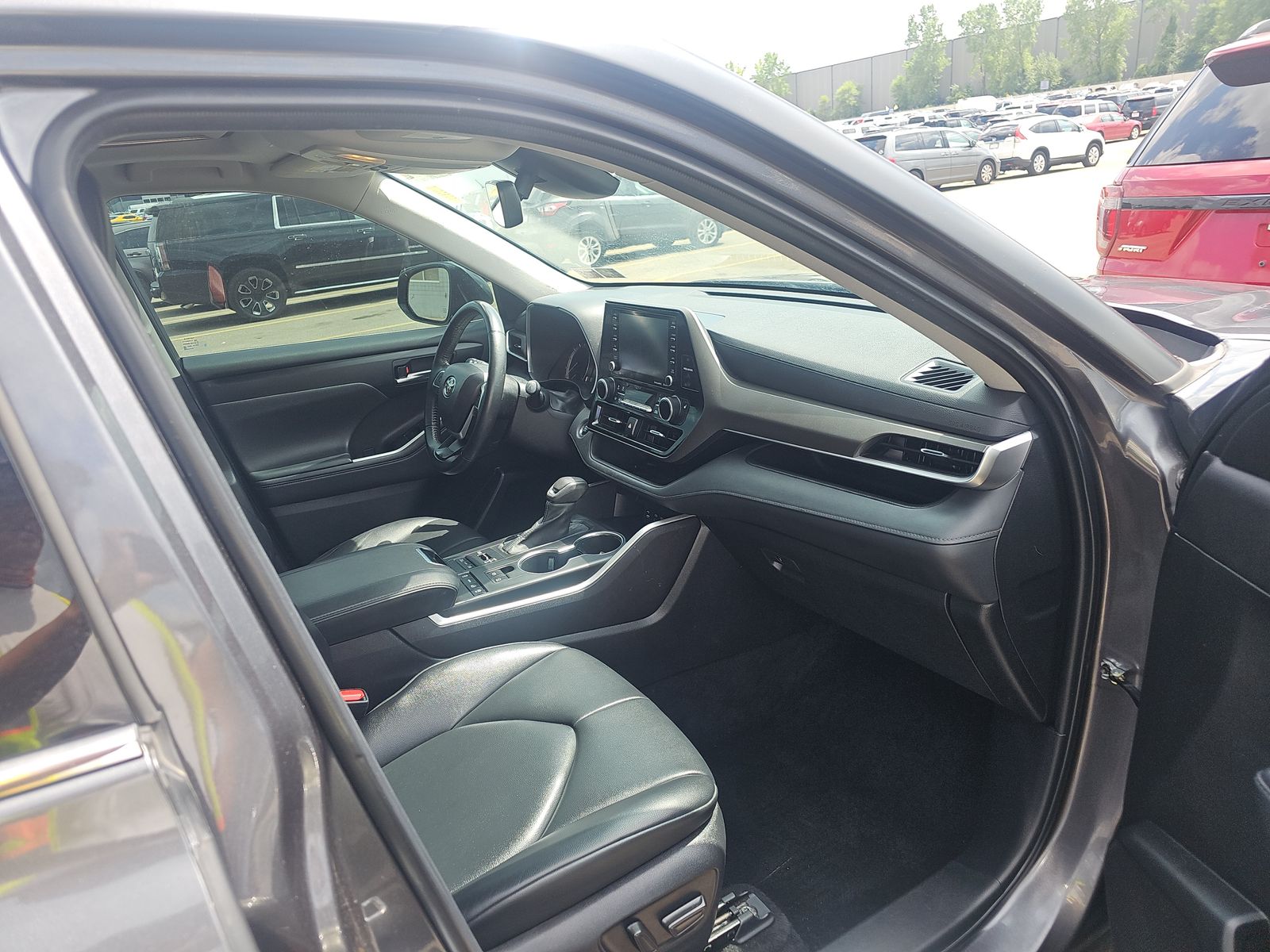 2022 Toyota Highlander XLE AWD