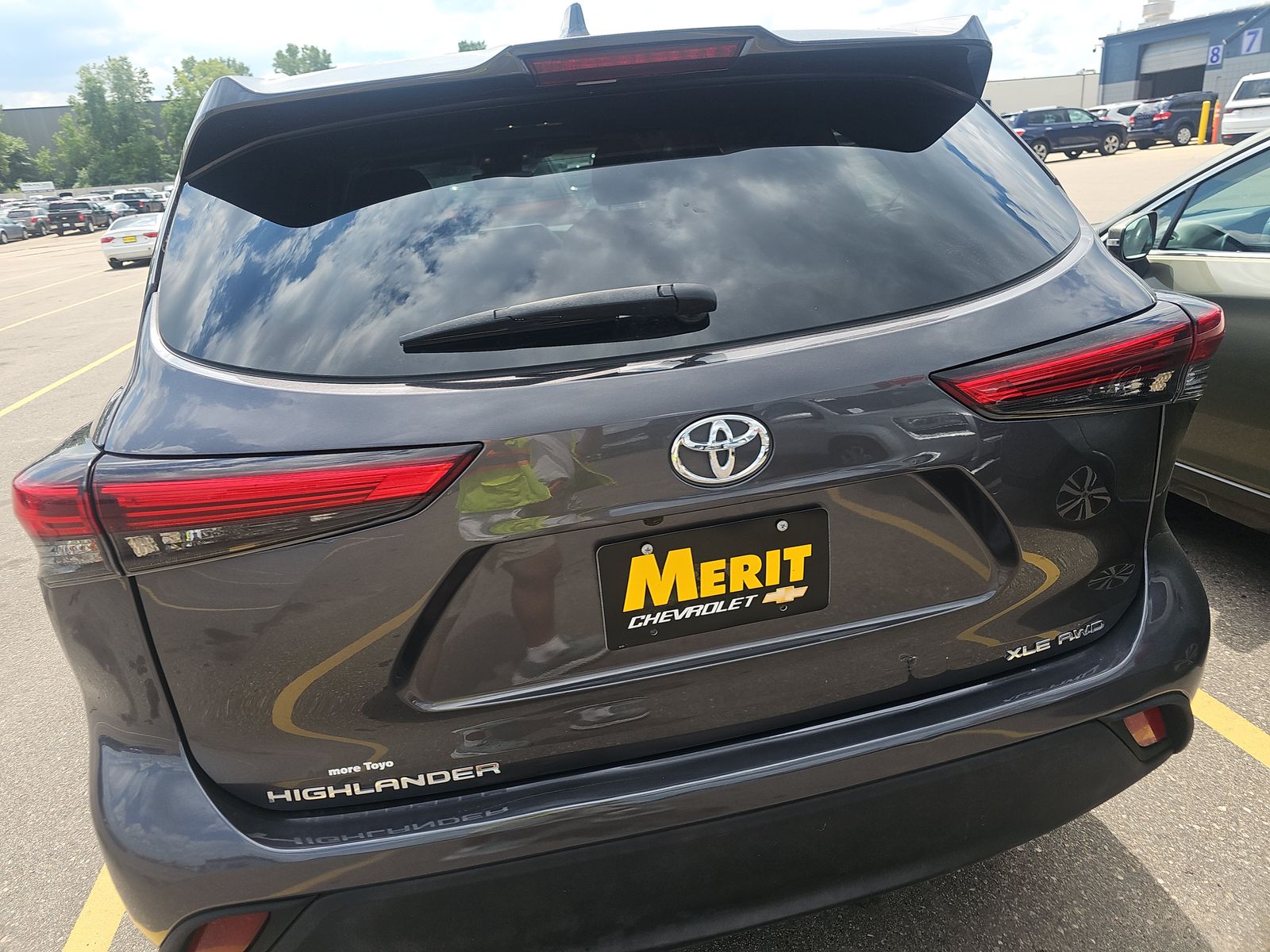 2022 Toyota Highlander XLE AWD