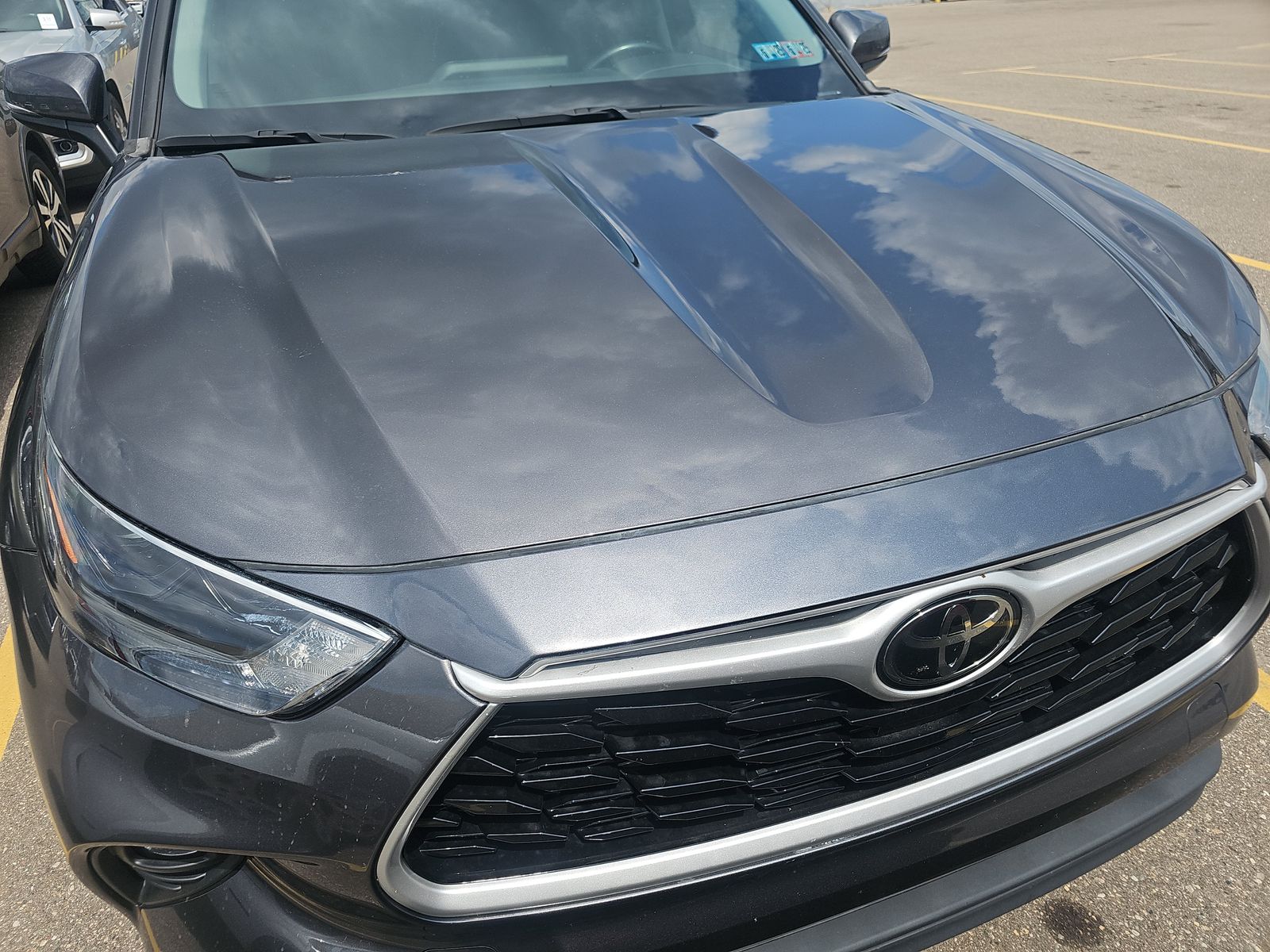 2022 Toyota Highlander XLE AWD