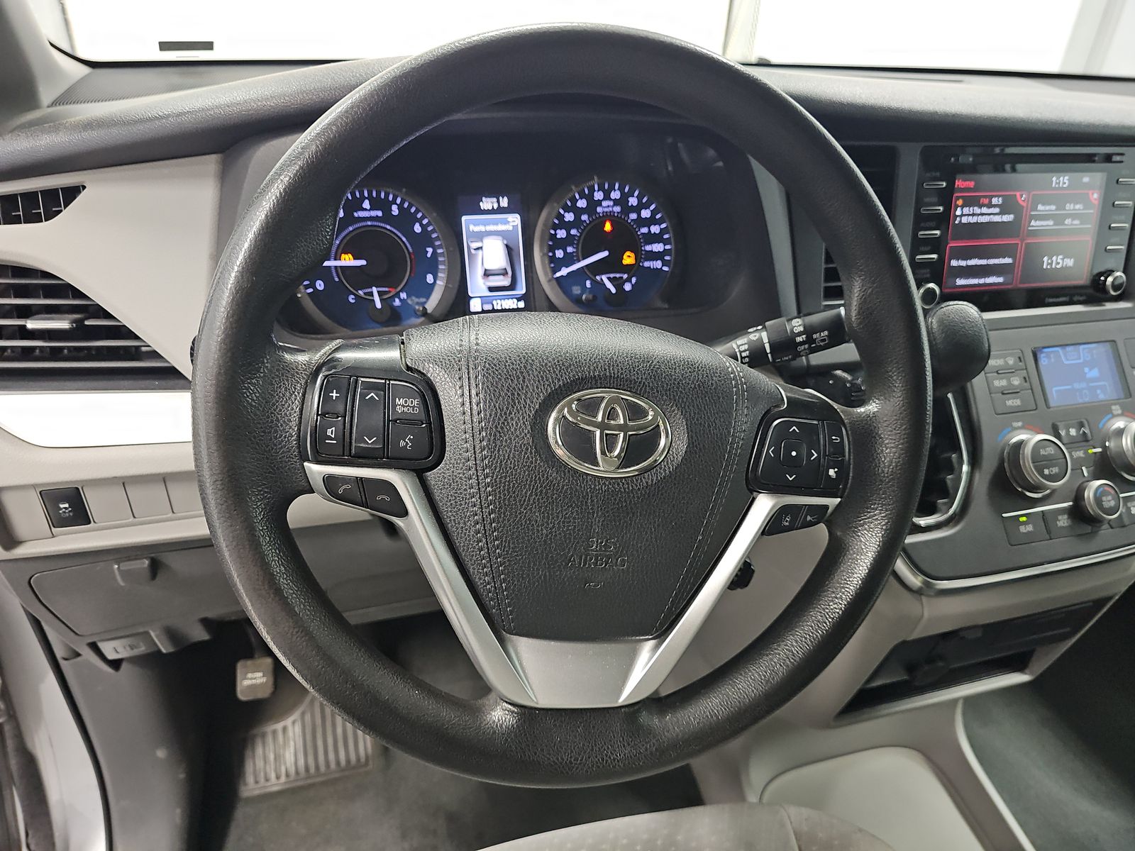 2019 Toyota Sienna LE FWD