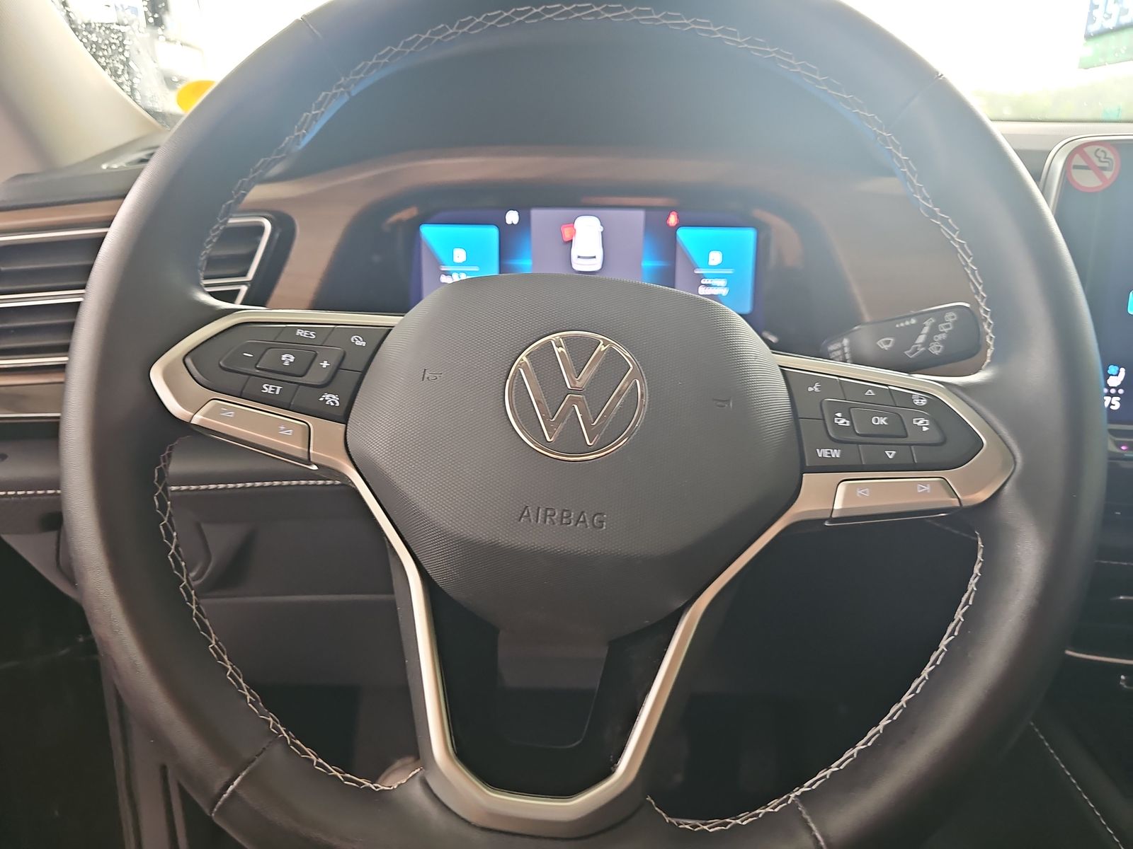 2025 Volkswagen Atlas 2.0T SE FWD