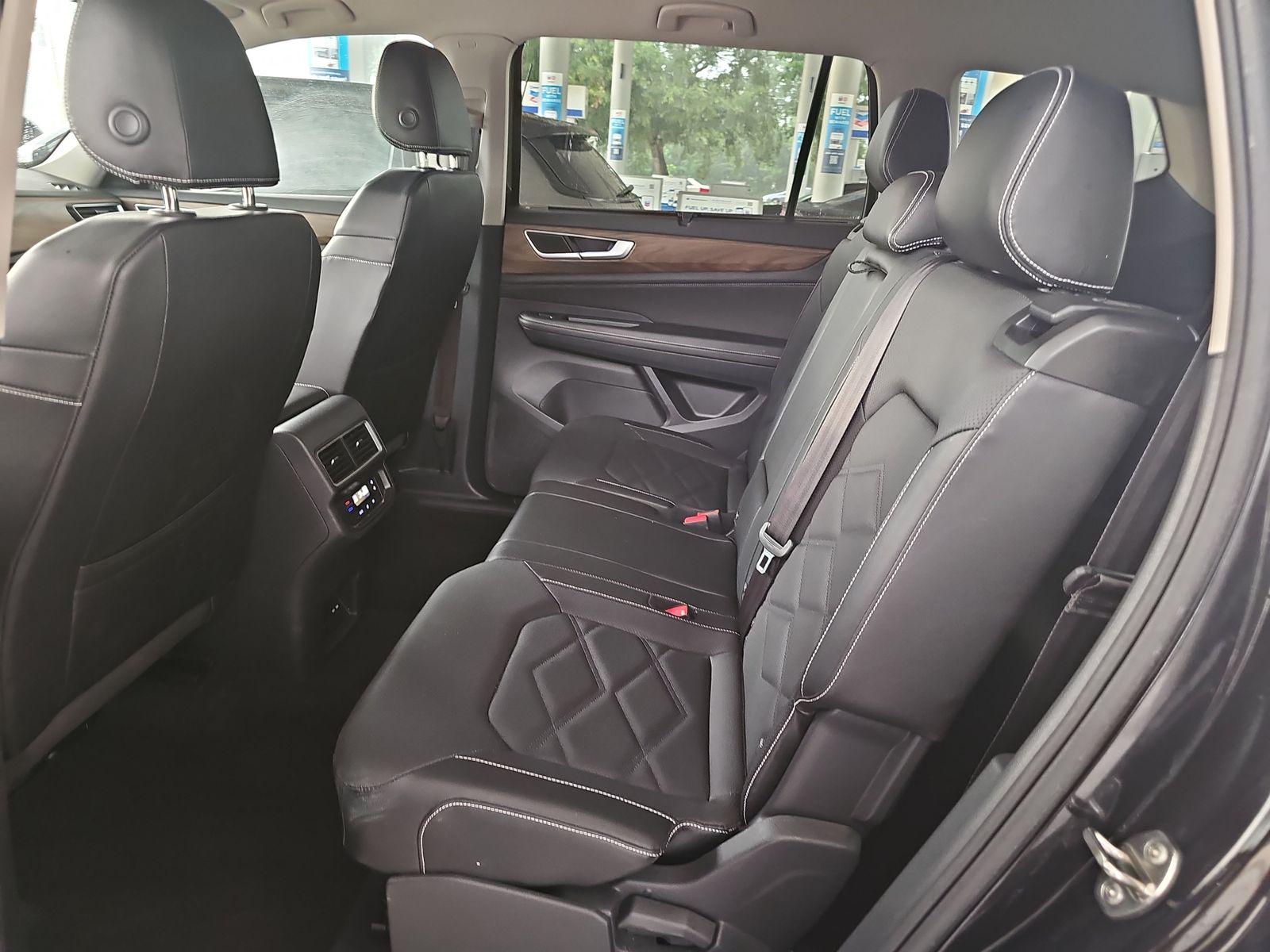 2025 Volkswagen Atlas 2.0T SE FWD