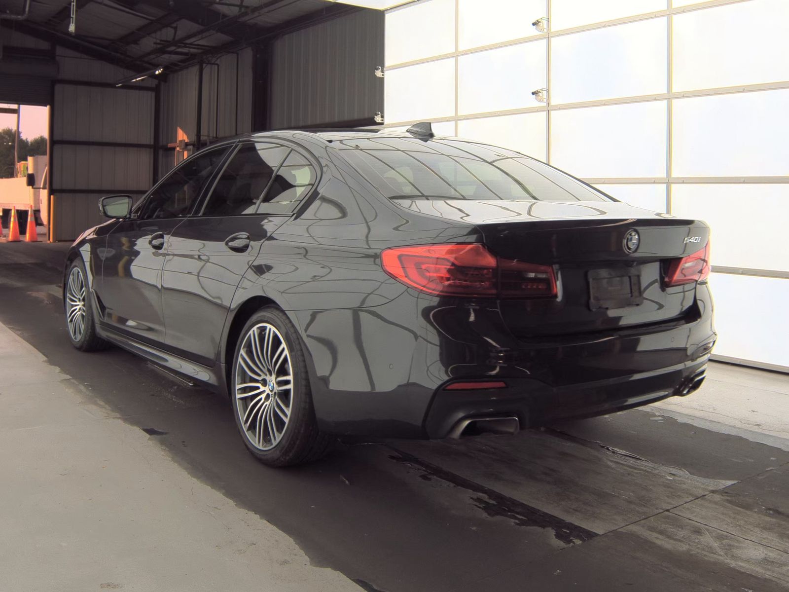 2019 BMW 5 Series 540i RWD