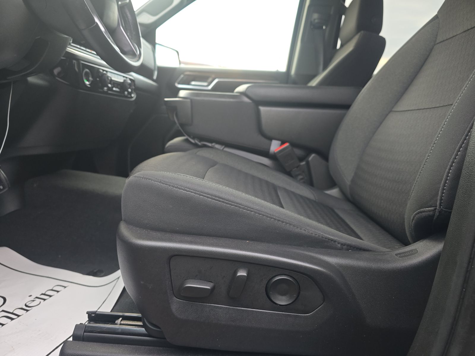 2022 Chevrolet Silverado 1500 LT AWD