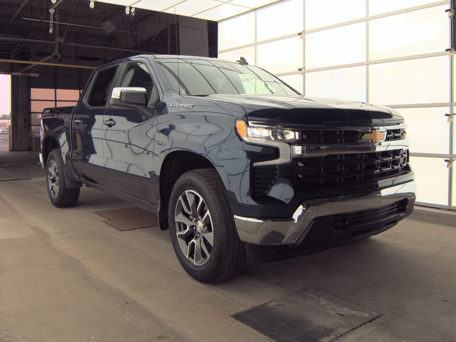 2022 Chevrolet Silverado 1500 LT AWD