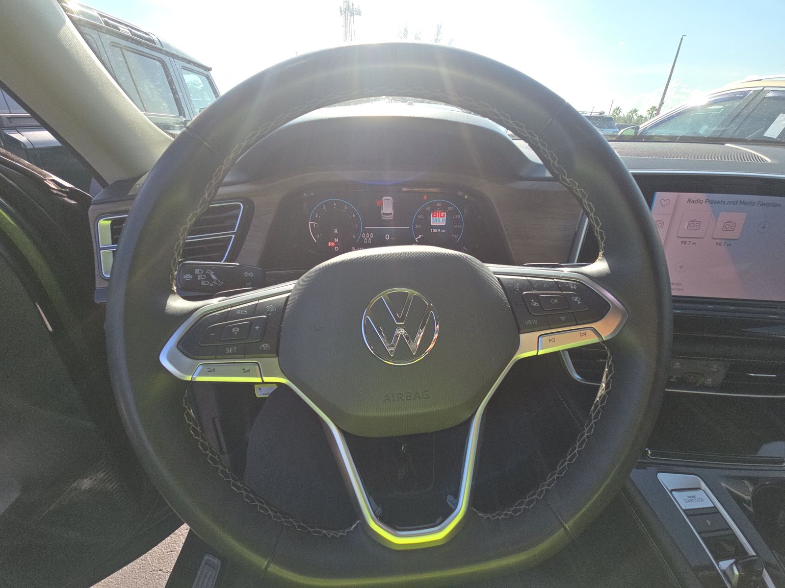 2024 Volkswagen Atlas 2.0T SE AWD