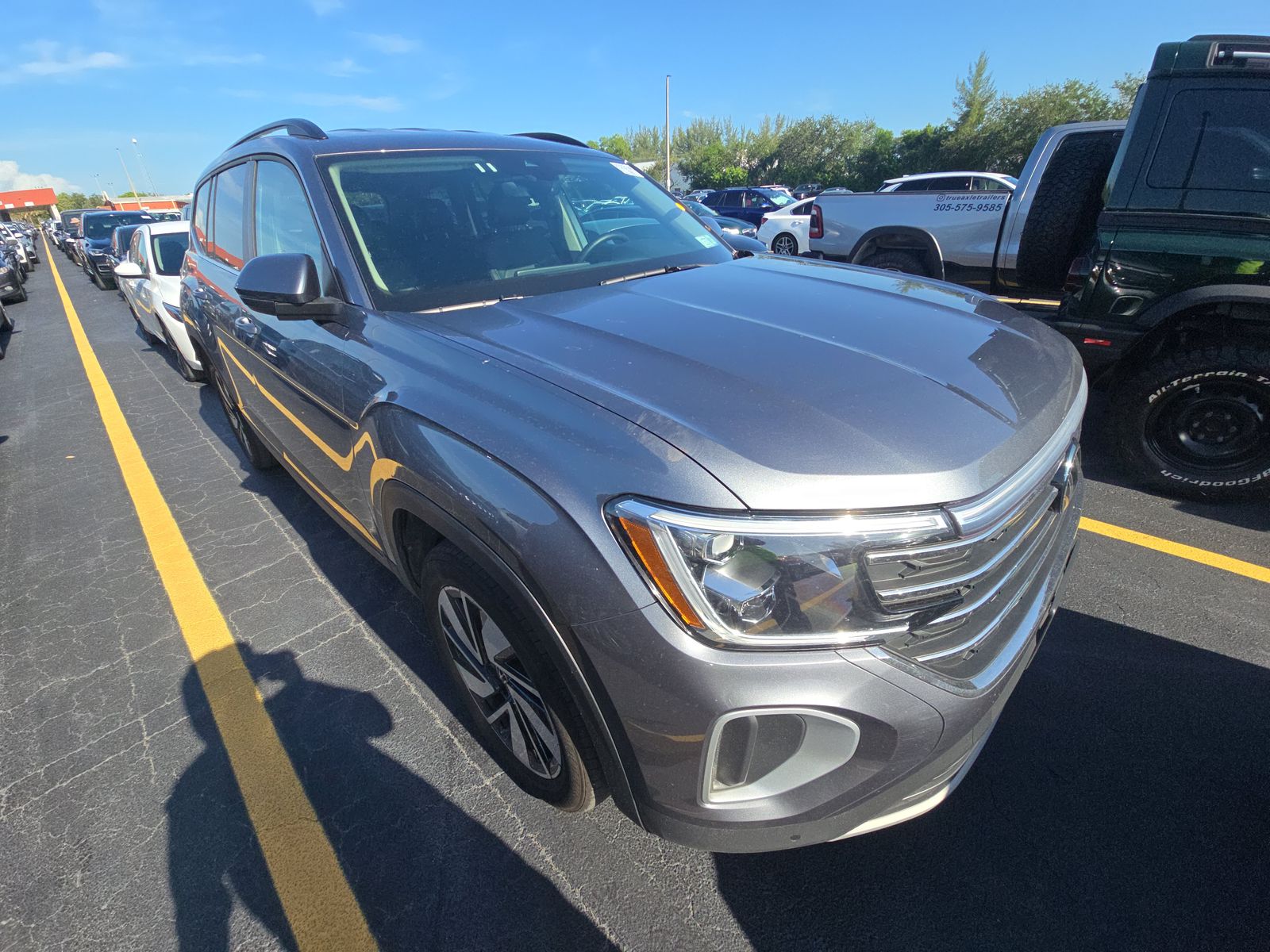 2024 Volkswagen Atlas 2.0T SE AWD