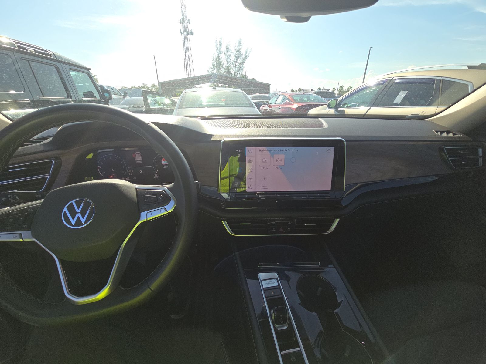 2024 Volkswagen Atlas 2.0T SE AWD