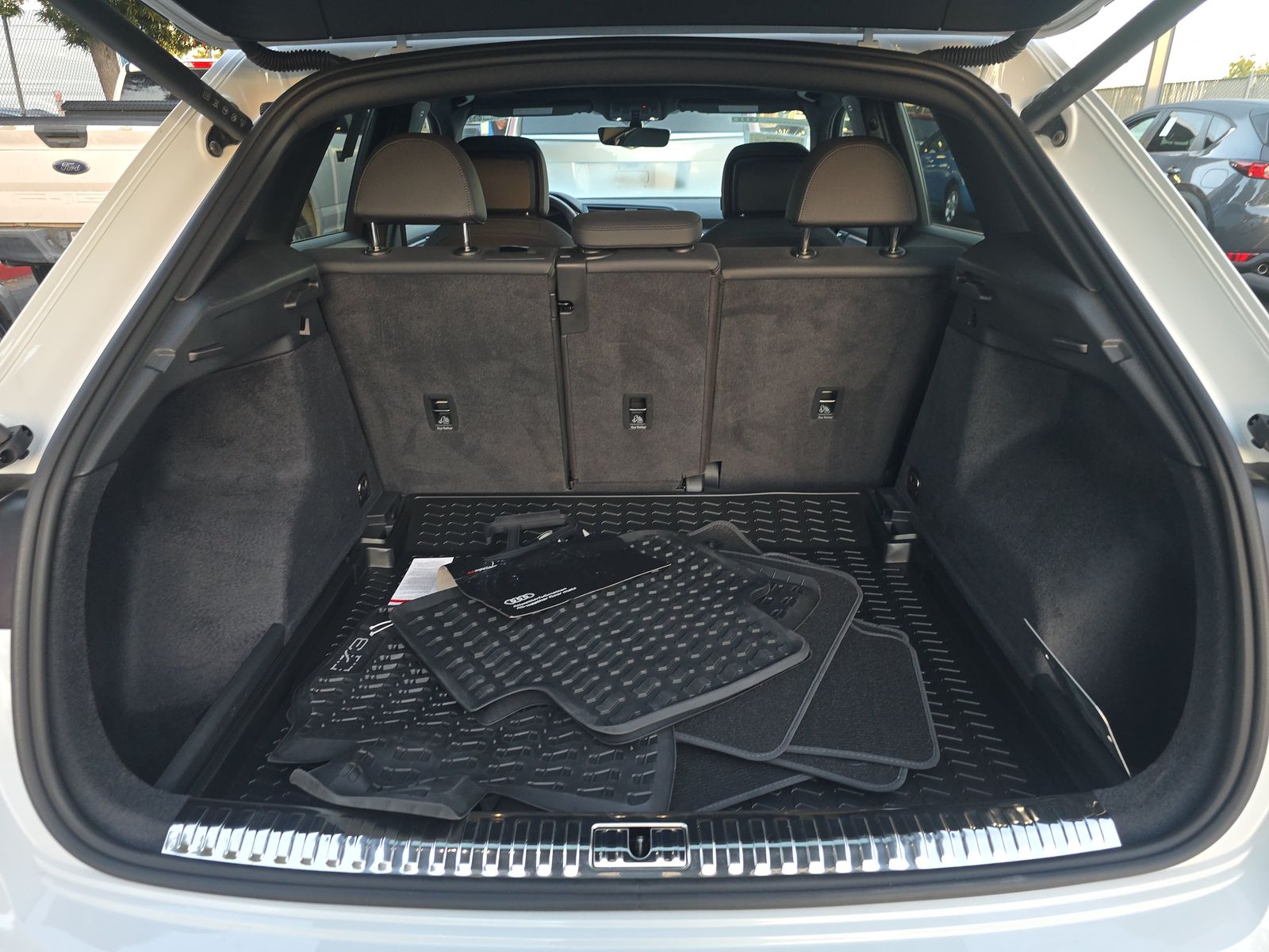 2024 Audi Q3 S line Premium Plus AWD