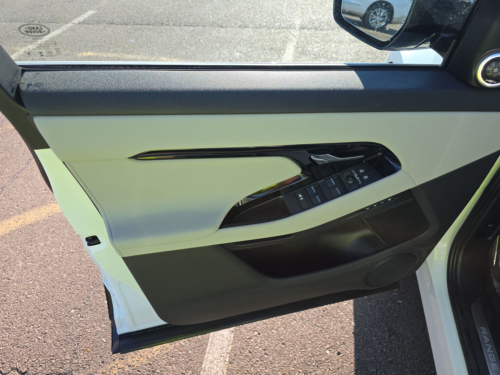 2024 Land Rover Range Rover Evoque Dynamic SE AWD