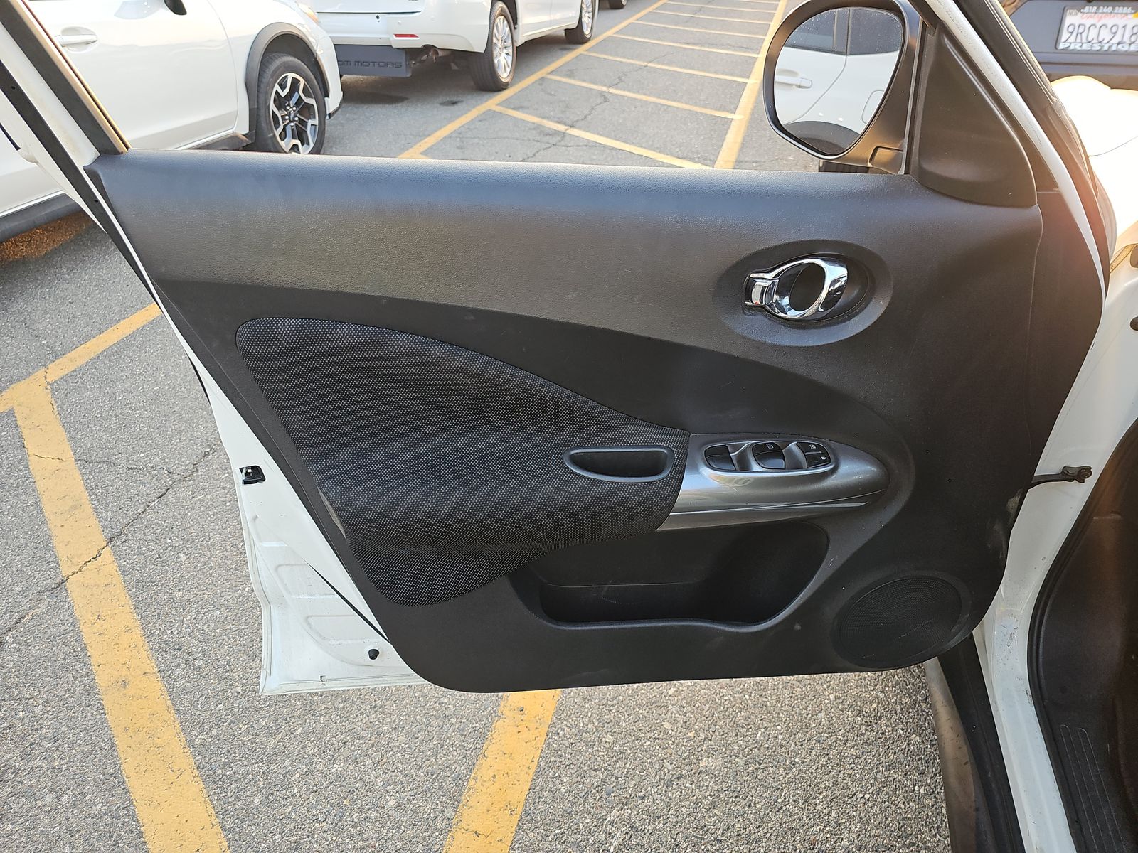 2013 Nissan JUKE S FWD