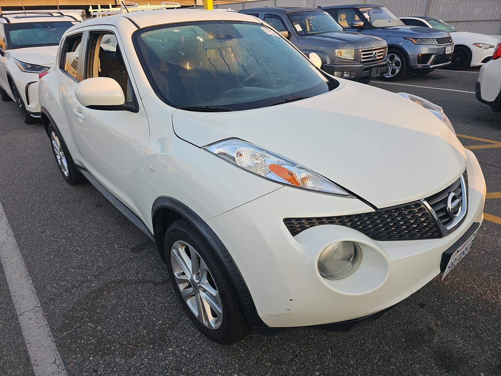 2013 Nissan JUKE S FWD