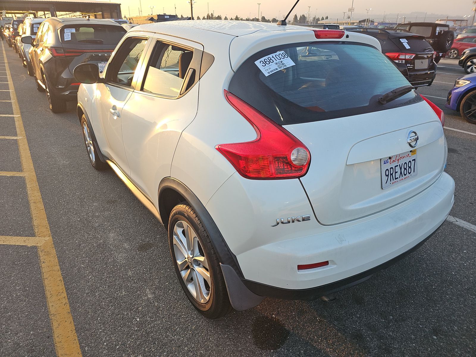 2013 Nissan JUKE S FWD