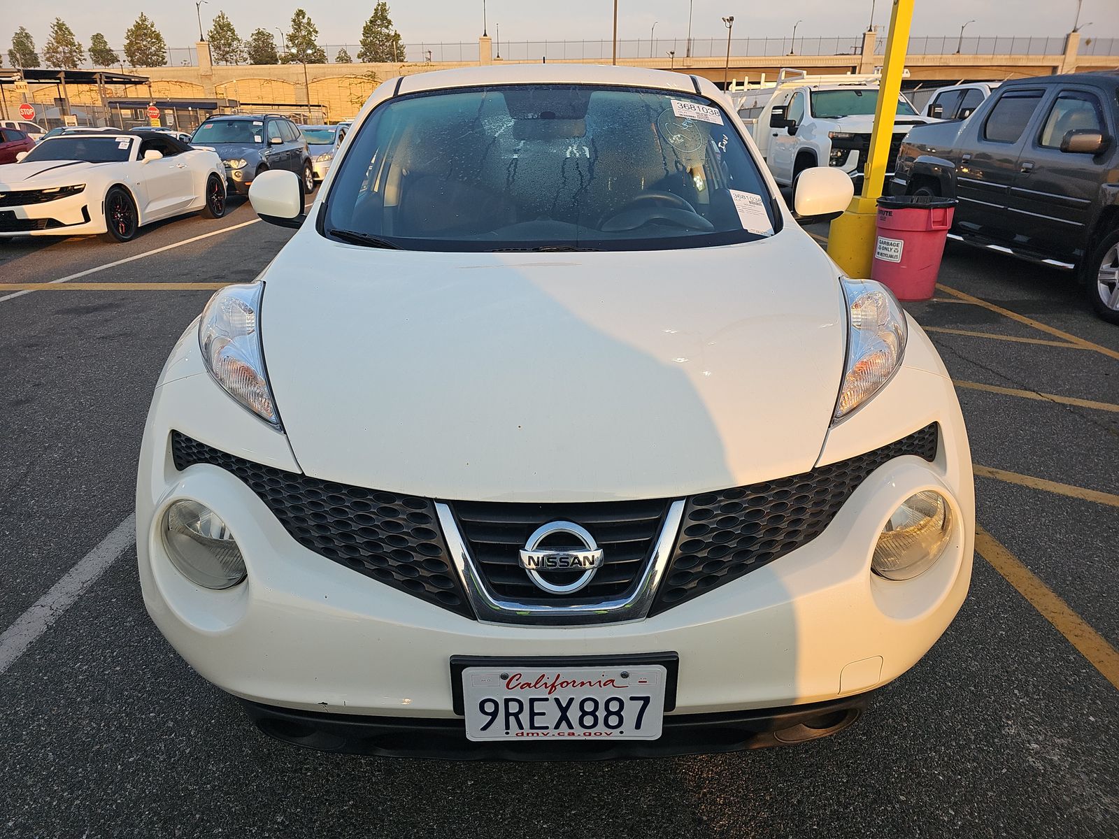 2013 Nissan JUKE S FWD