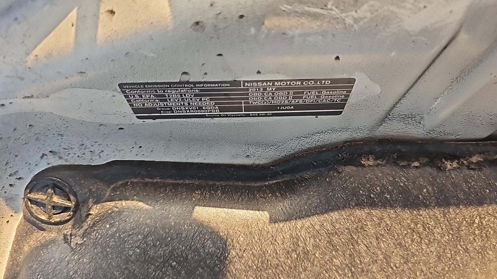 2013 Nissan JUKE S FWD