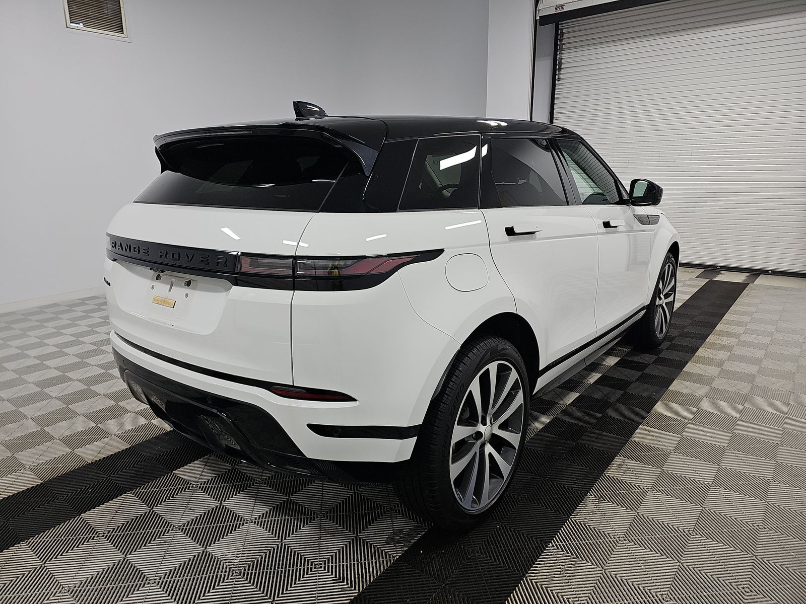 2024 Land Rover Range Rover Evoque Dynamic SE AWD