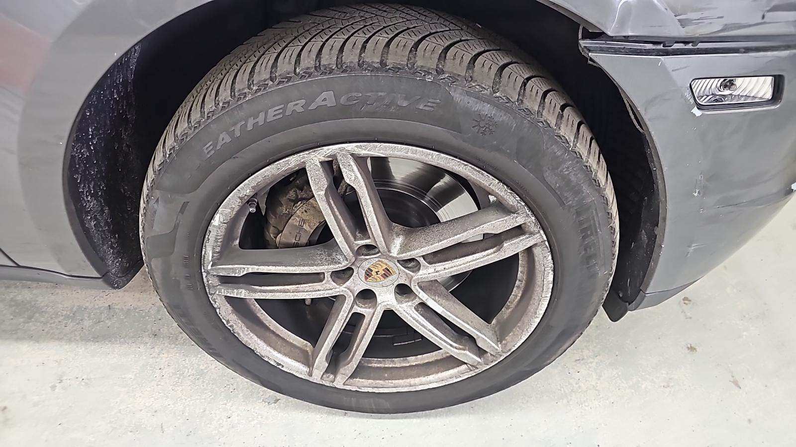2015 Porsche Macan S AWD