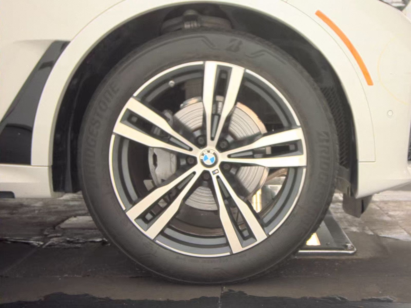 2022 BMW X7 xDrive40i AWD