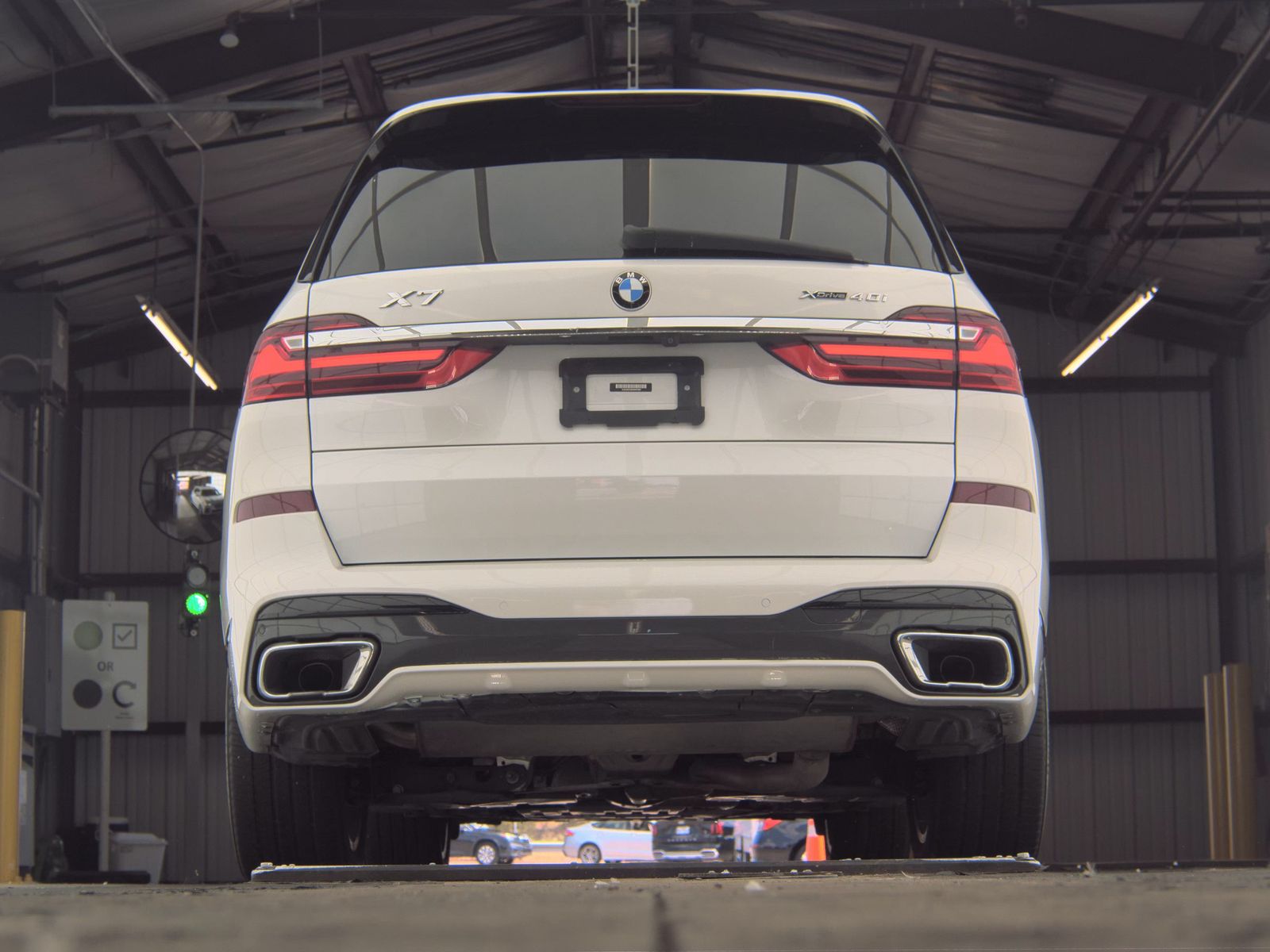 2022 BMW X7 xDrive40i AWD