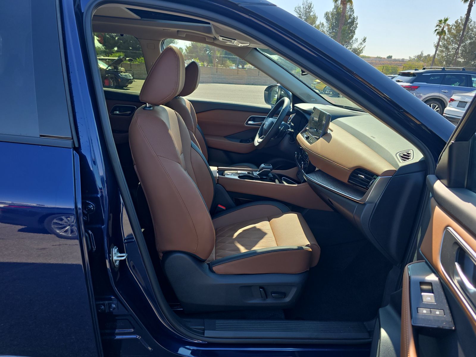 2025 Nissan Rogue Platinum FWD