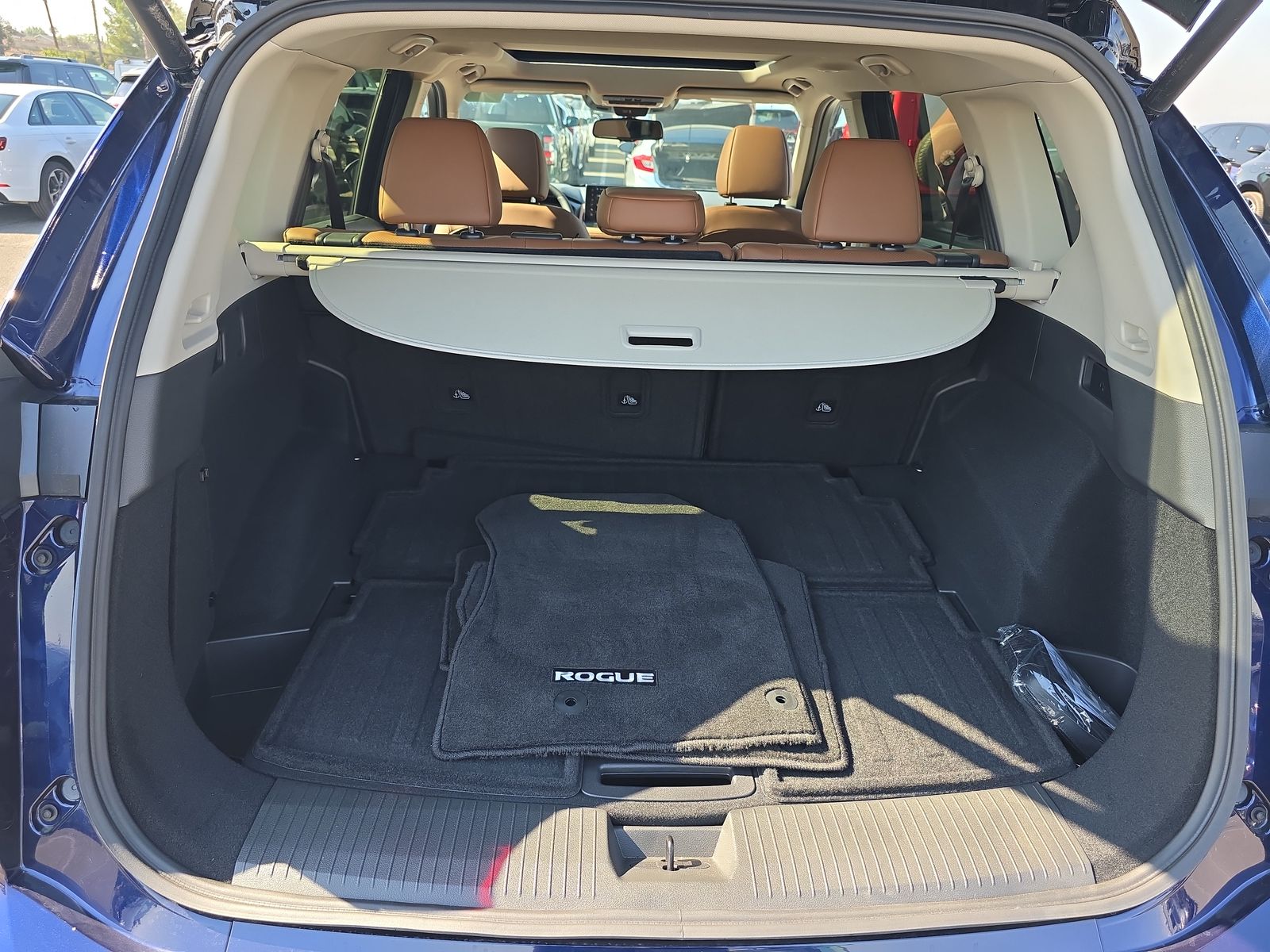 2025 Nissan Rogue Platinum FWD