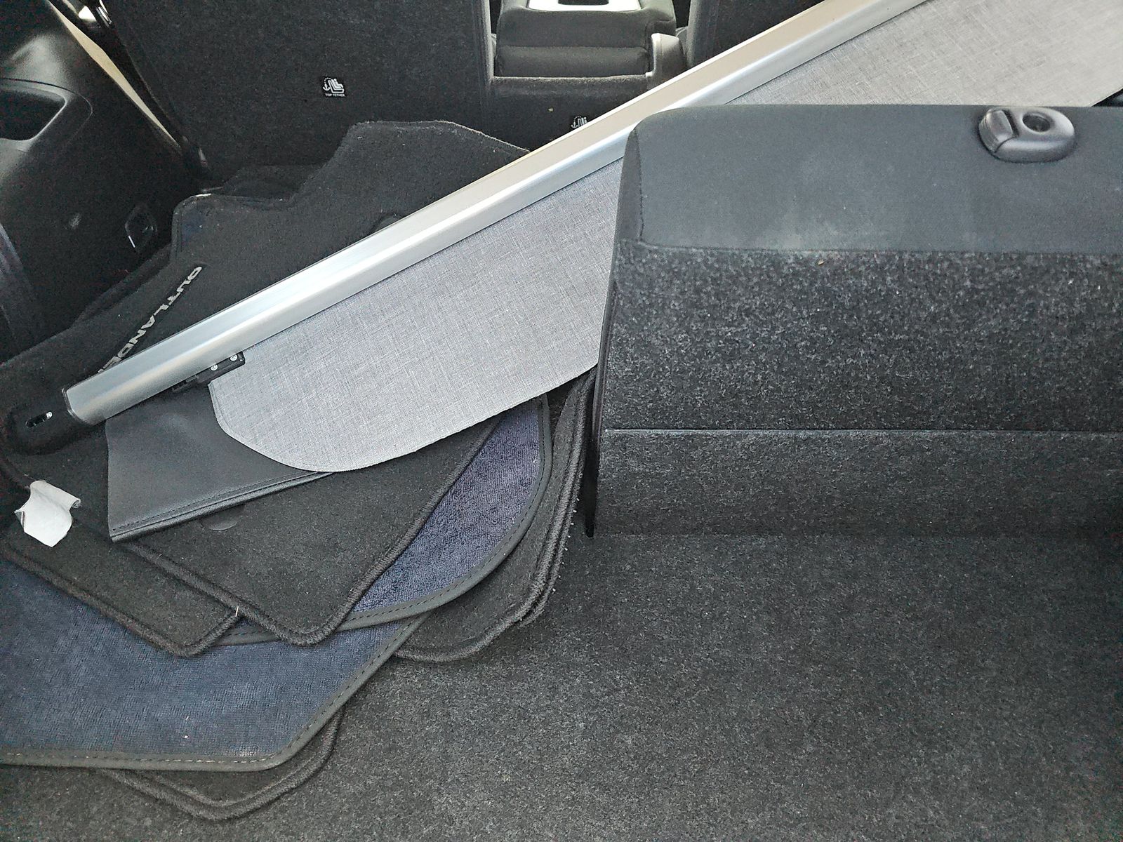 2024 Mitsubishi Outlander ES FWD